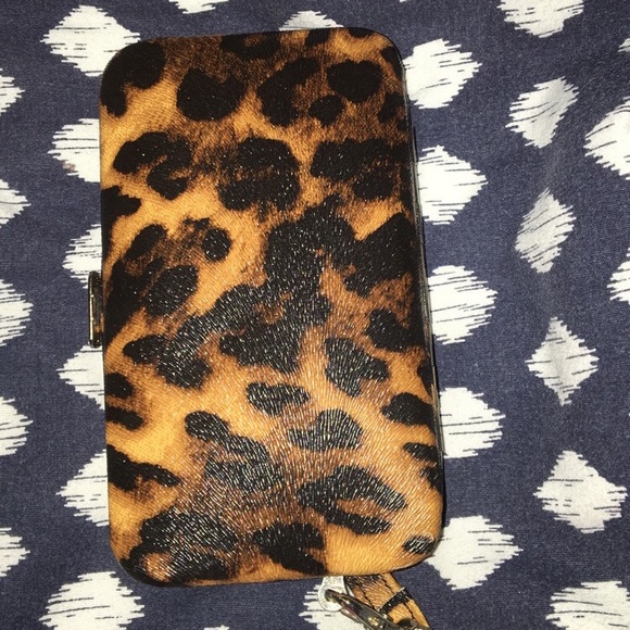 Phone case - Picture 3 of 3